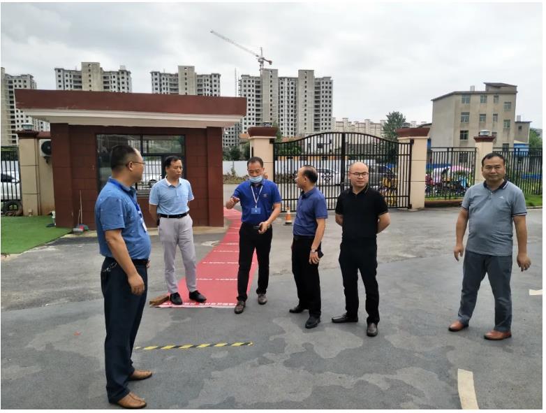 領導關懷暖人心，凝心聚力促發展 